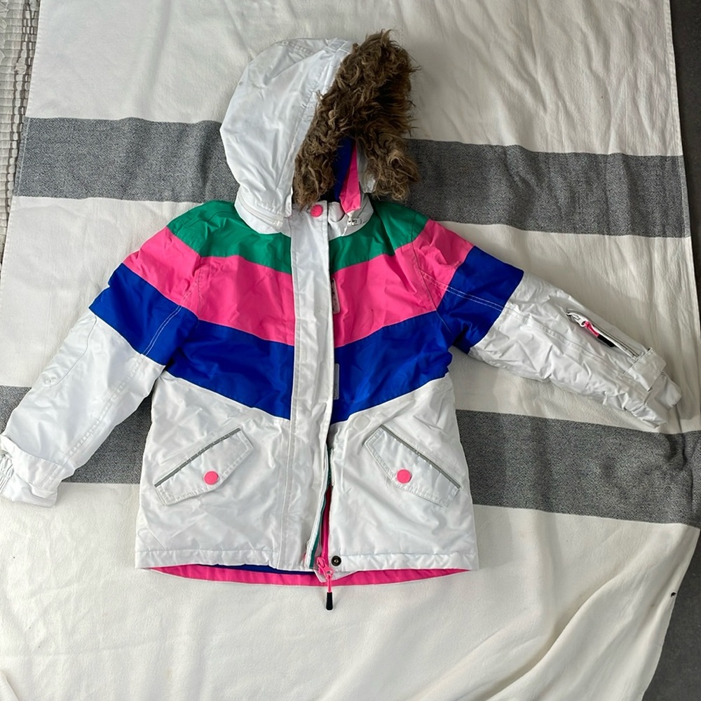 Boden 6-7 white with multi stripe ski jacket.Hood with faux fur. Fleece lined.